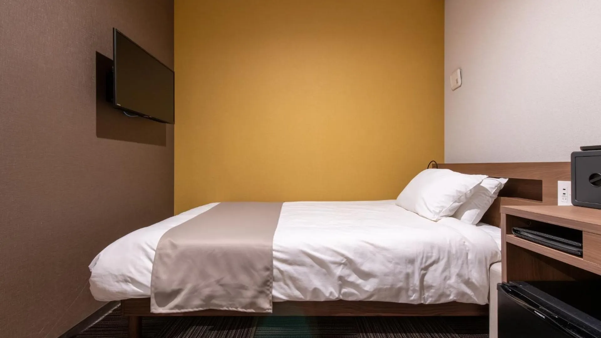 Hotel Sanrriot Osaka Honmachi - Vacation Stay 22311V 0*,  Japan